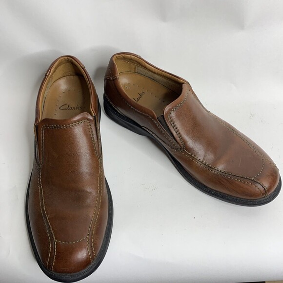 Clarks Mens Loafers Shoes Brown Leather Bicycle Toe Slip-On 8M - Picture 1 of 8